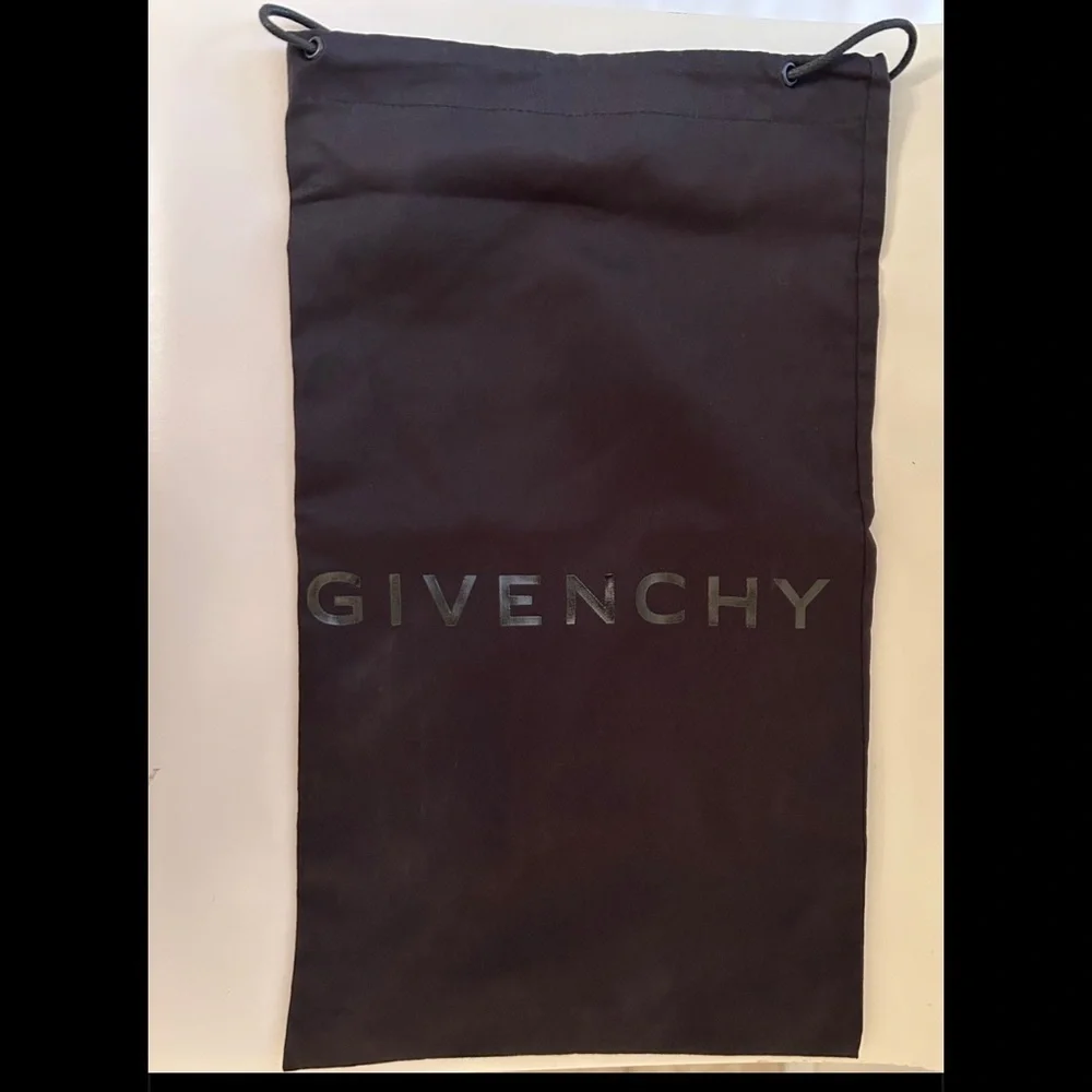 Givenchy Shoe Wallet Accessories Black Drawstring Travel Rectangular Dust Bag - Picture 1 of 3